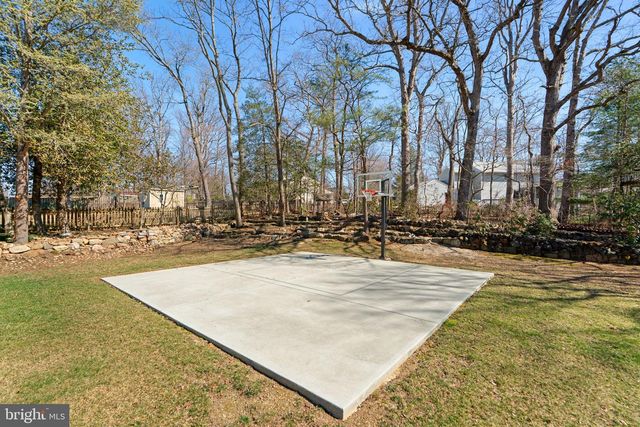 8721 SUSINI DR, Laurel, MD 20723