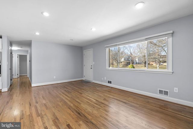 8721 SUSINI DR, Laurel, MD 20723