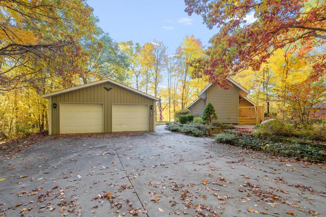 11613 Canterbury Trail, Orangeville Twp, MI 49080