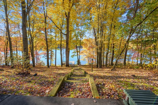 11613 Canterbury Trail, Orangeville Twp, MI 49080