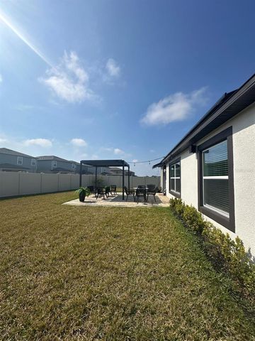 32060 HAWTHORNE COTTAGE PLACE, San Antonio, FL 33576