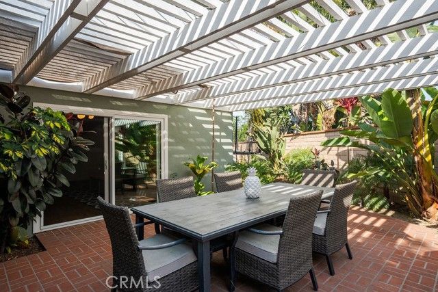 2284 Redlands Drive, Newport Beach, CA 92660