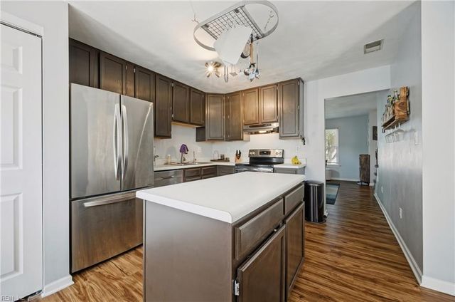 208 Archers DR, Suffolk, VA 23434