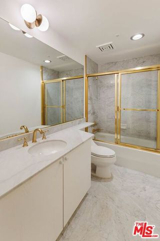 10520 Wilshire Boulevard 206, Los Angeles, CA 90024