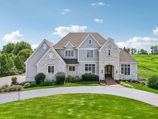 N93W7935 Cranes Crossing, Cedarburg, WI 53012