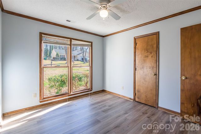 7225 McTeal Place, Charlotte, NC 28262