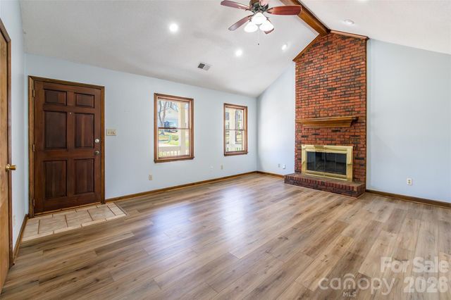 7225 McTeal Place, Charlotte, NC 28262