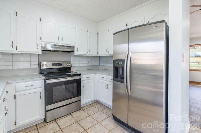 7225 McTeal Place, Charlotte, NC 28262