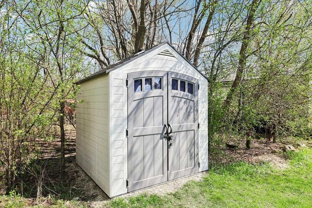 11418 N Erie Drive, Edgerton, WI 53534