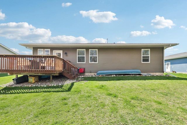 11418 N Erie Drive, Edgerton, WI 53534
