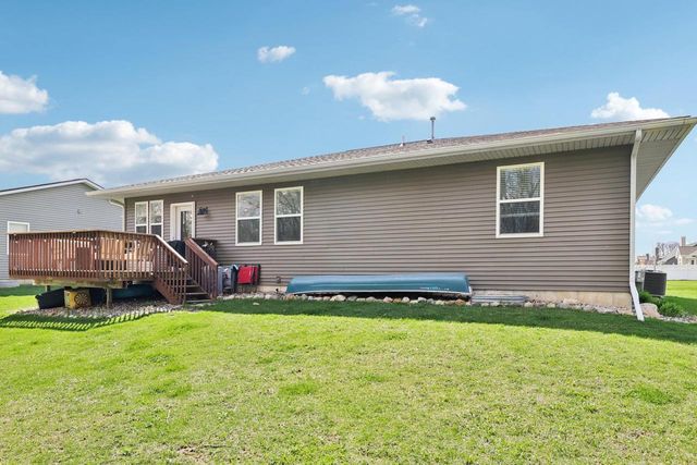 11418 N Erie Drive, Edgerton, WI 53534