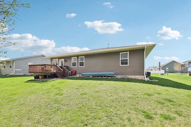 11418 N Erie Drive, Edgerton, WI 53534