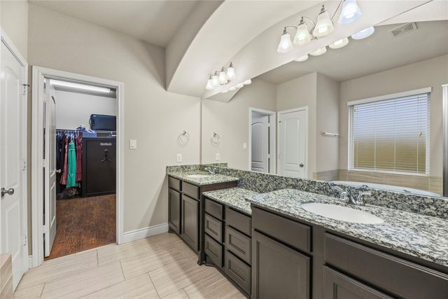 3834 Trophy Ridge Drive, Spring, TX 77386