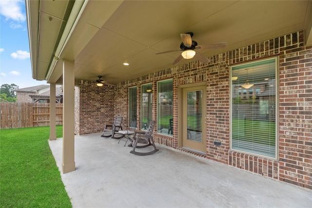 3834 Trophy Ridge Drive, Spring, TX 77386