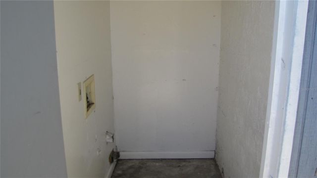 5122 TEMPLE HEIGHTS ROAD C, Tampa, FL 33617