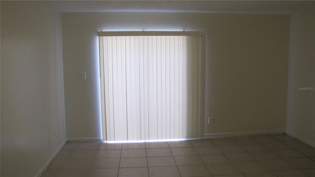 5122 TEMPLE HEIGHTS ROAD C, Tampa, FL 33617