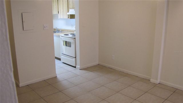 5122 TEMPLE HEIGHTS ROAD C, Tampa, FL 33617