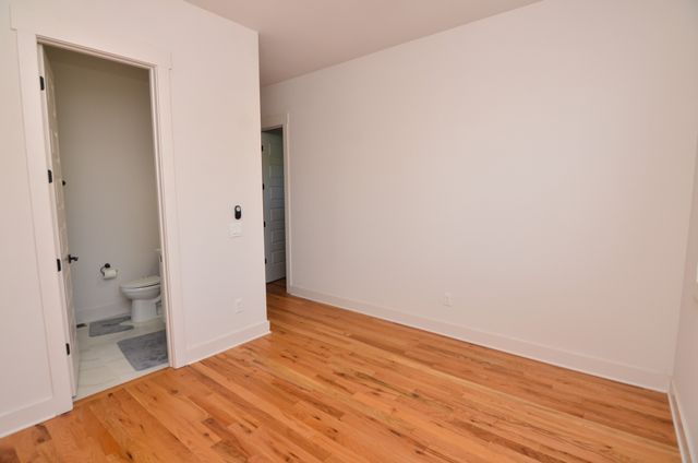 411 McAdoo Ave, Nashville, TN 37205