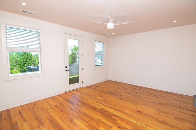 411 McAdoo Ave, Nashville, TN 37205