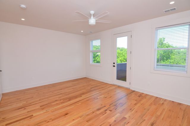 411 McAdoo Ave, Nashville, TN 37205