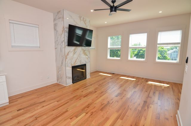 411 McAdoo Ave, Nashville, TN 37205