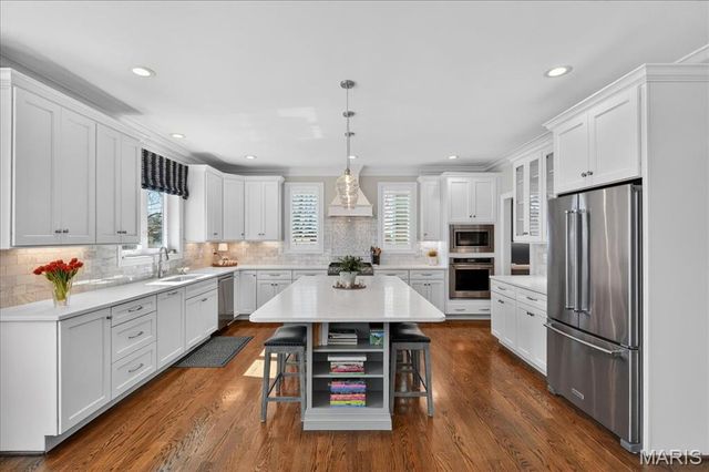 7540 Washington Avenue, University City, MO 63130