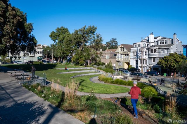 471 Valley Street, San Francisco, CA 94131