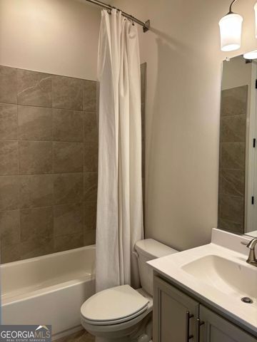 1058 KIRKLAND Circle, Smyrna, GA 30080