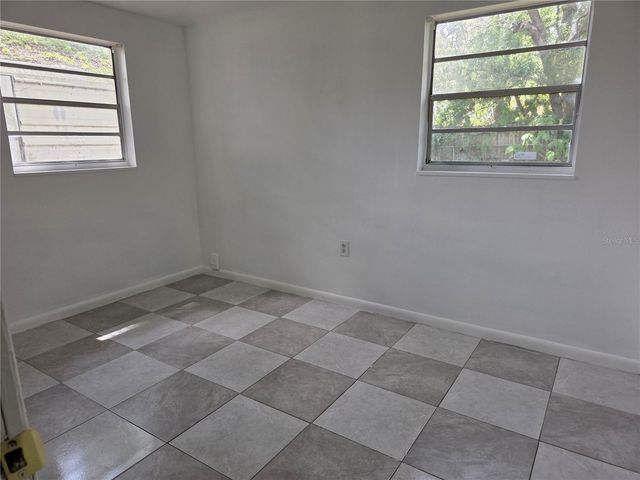 1212 E CHILKOOT AVENUE, Tampa, FL 33612