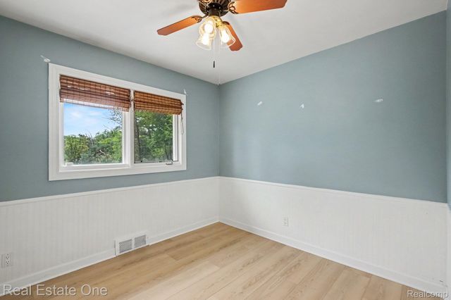 2888 Colonial Way, Bloomfield Hills, MI 48304