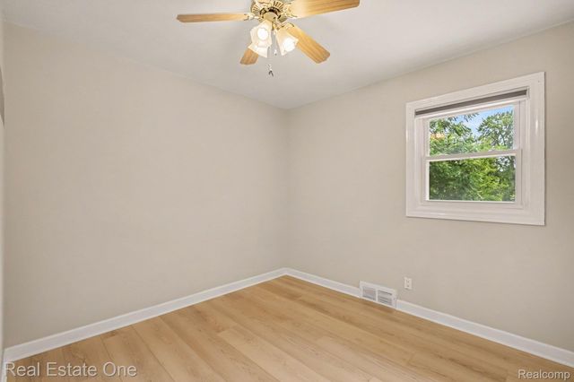 2888 Colonial Way, Bloomfield Hills, MI 48304