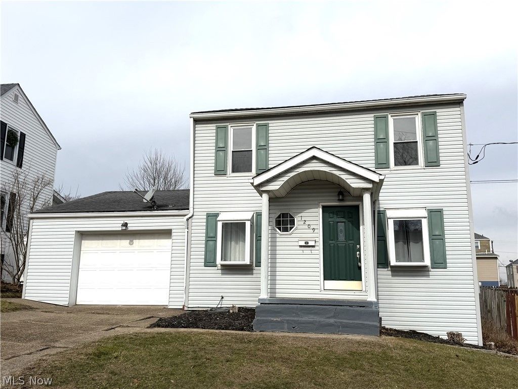 1209 Courtland Road, Weirton, WV 26062