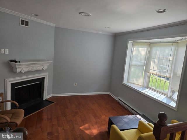 5876 KARA PL, Burke, VA 22015