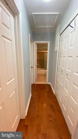 5876 KARA PL, Burke, VA 22015