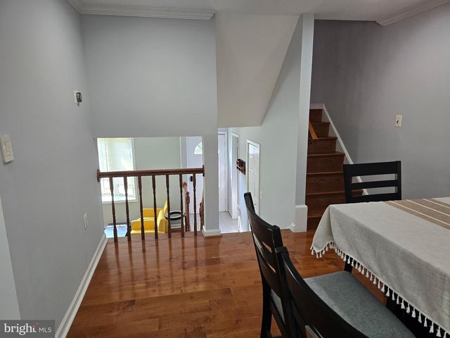 5876 KARA PL, Burke, VA 22015