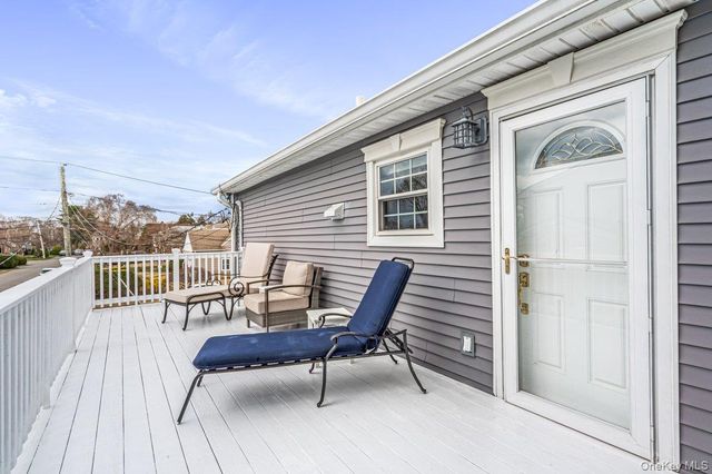 26 Violet Road, Bayville, NY 11709