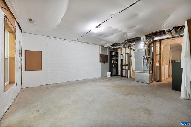 111 MELBOURNE PRK #B, Charlottesville, VA 22901