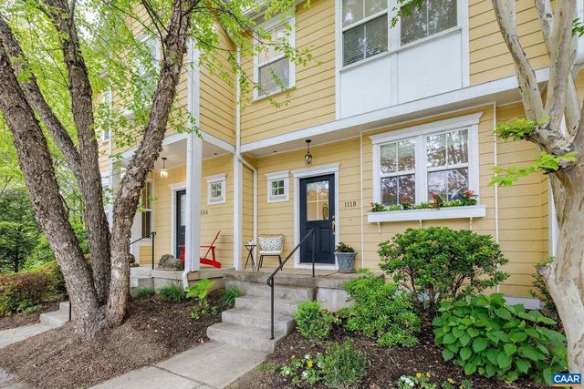 111 MELBOURNE PRK #B, Charlottesville, VA 22901