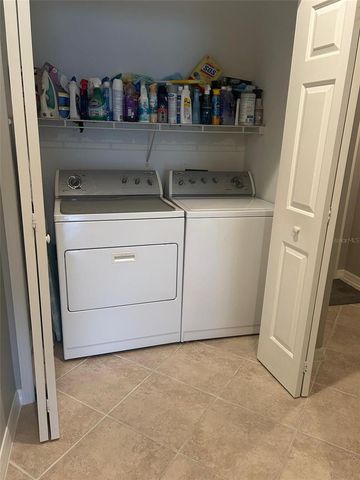 3672 PARKRIDGE CIRCLE 27-106, Sarasota, FL 34243