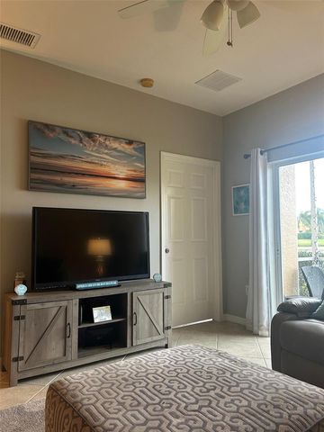 3672 PARKRIDGE CIRCLE 27-106, Sarasota, FL 34243