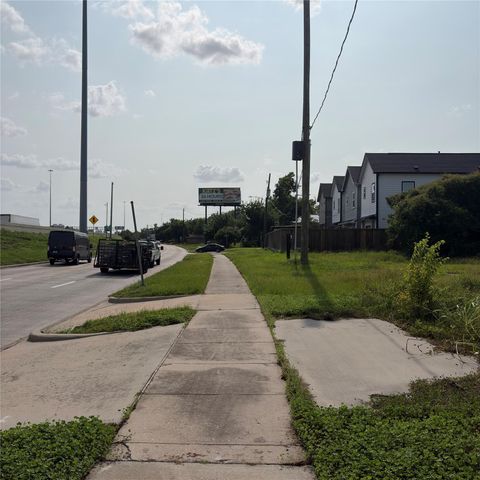 514 E 31st Street, Houston, TX 77018