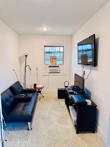 126 Bailey Cove, Canton, MS 39046