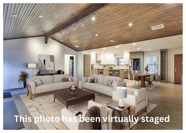 712 Squaw Creek Road, Willow Park, TX 76087