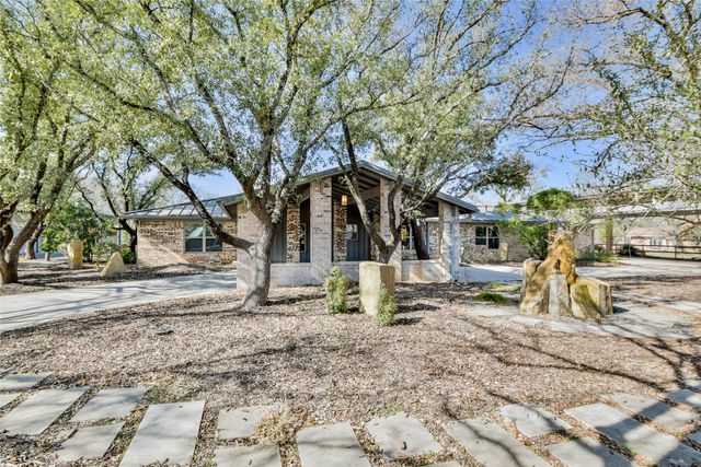 712 Squaw Creek Road, Willow Park, TX 76087