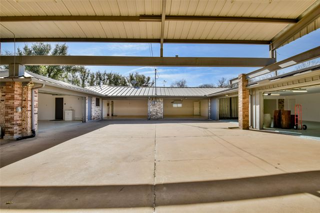 712 Squaw Creek Road, Willow Park, TX 76087