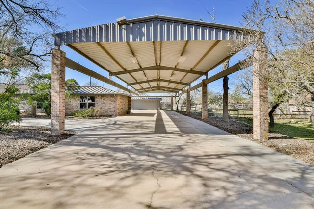 712 Squaw Creek Road, Willow Park, TX 76087