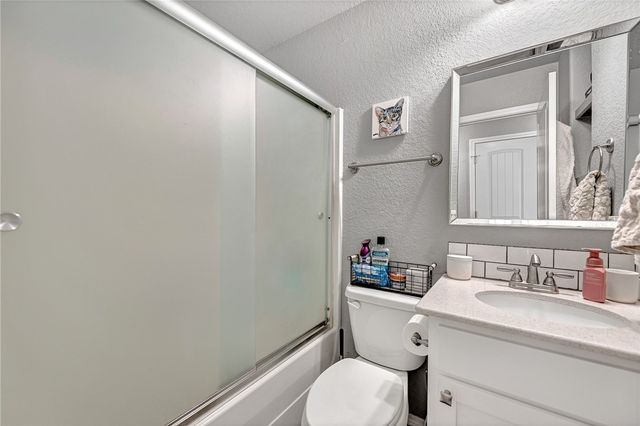 2827 W Cottonwillow Way, Fayetteville, AR 72704