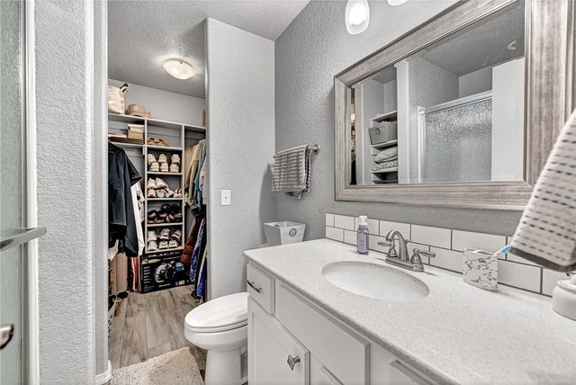 2827 W Cottonwillow Way, Fayetteville, AR 72704