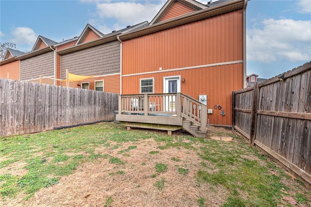 2827 W Cottonwillow Way, Fayetteville, AR 72704