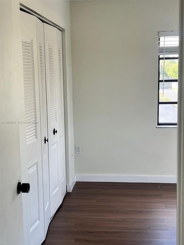 10431 N Kendall Dr D314, Miami, FL 33176